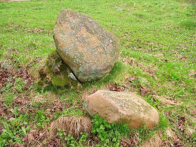 Памятный камень