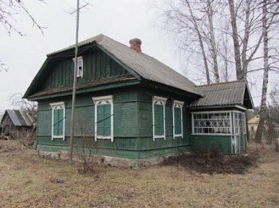 Дом Алеся Адамовича (дерев.)