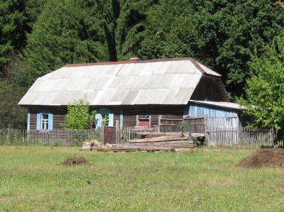 дом бедняка (дерев.)
