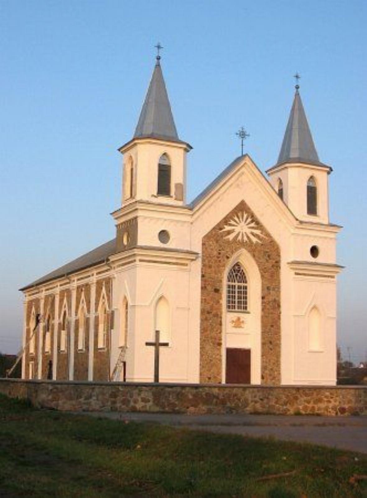 Костел св. Петра и Павла Костел св. Петра и Павла