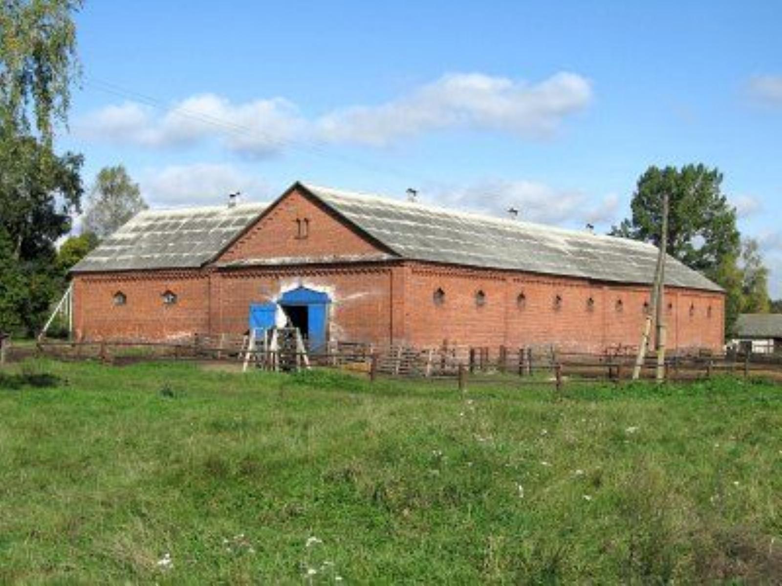 Конюшня Конюшня