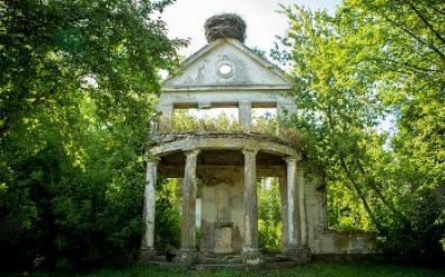 Усадебный дом (руины)