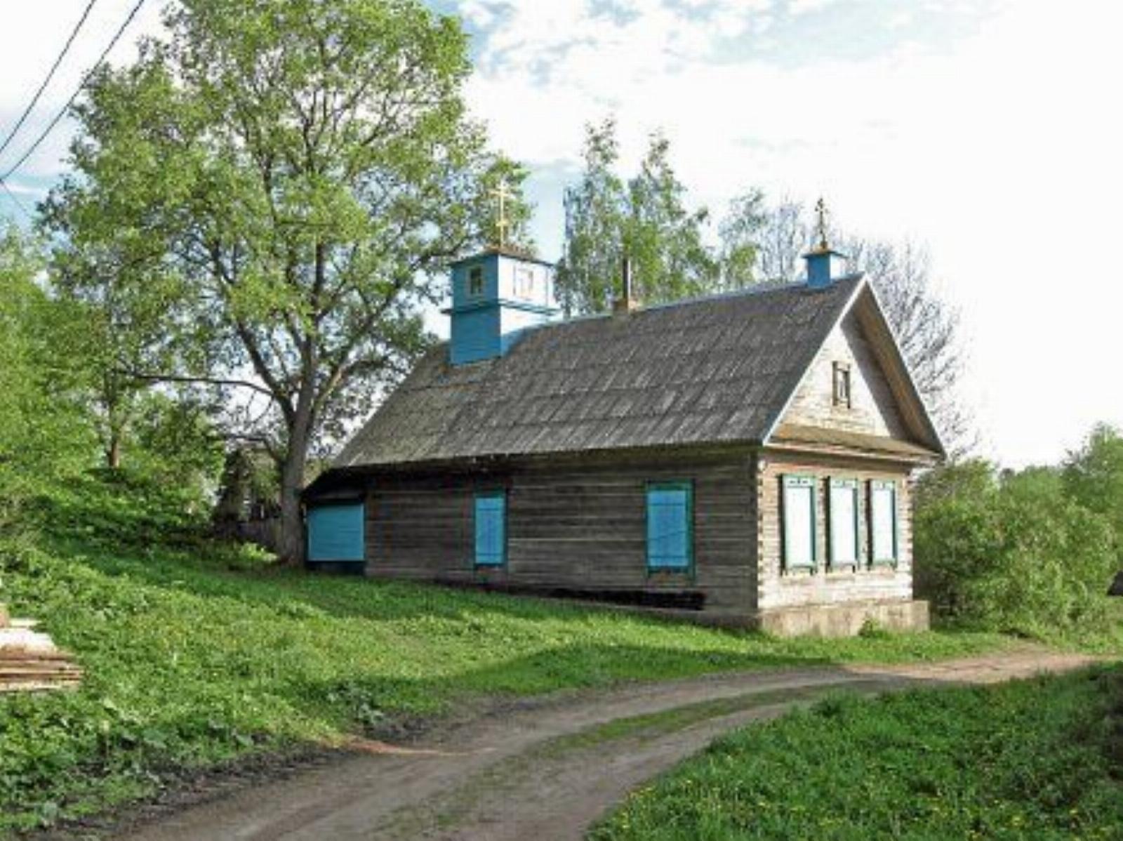 Церковь старообрядческая Успенская (дерев.) Церковь старообрядческая Успенская (дерев.)