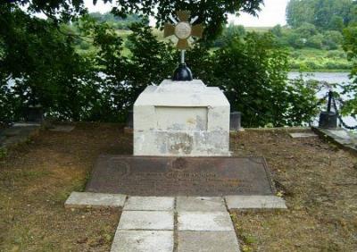 Могила полковника П. А. Щитомира-Сухозанета