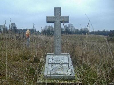 Памятник участникам восстания 1830-31 гг.