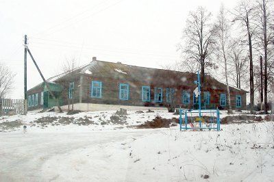 Школа (дерев.)