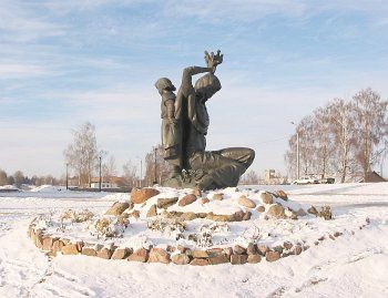 Памятник Рогнеда и Изяслав