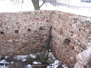 Ледовня? (руины)