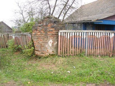 Верстовой столб (руины)