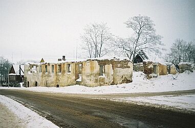 Хозпостройка (руины)