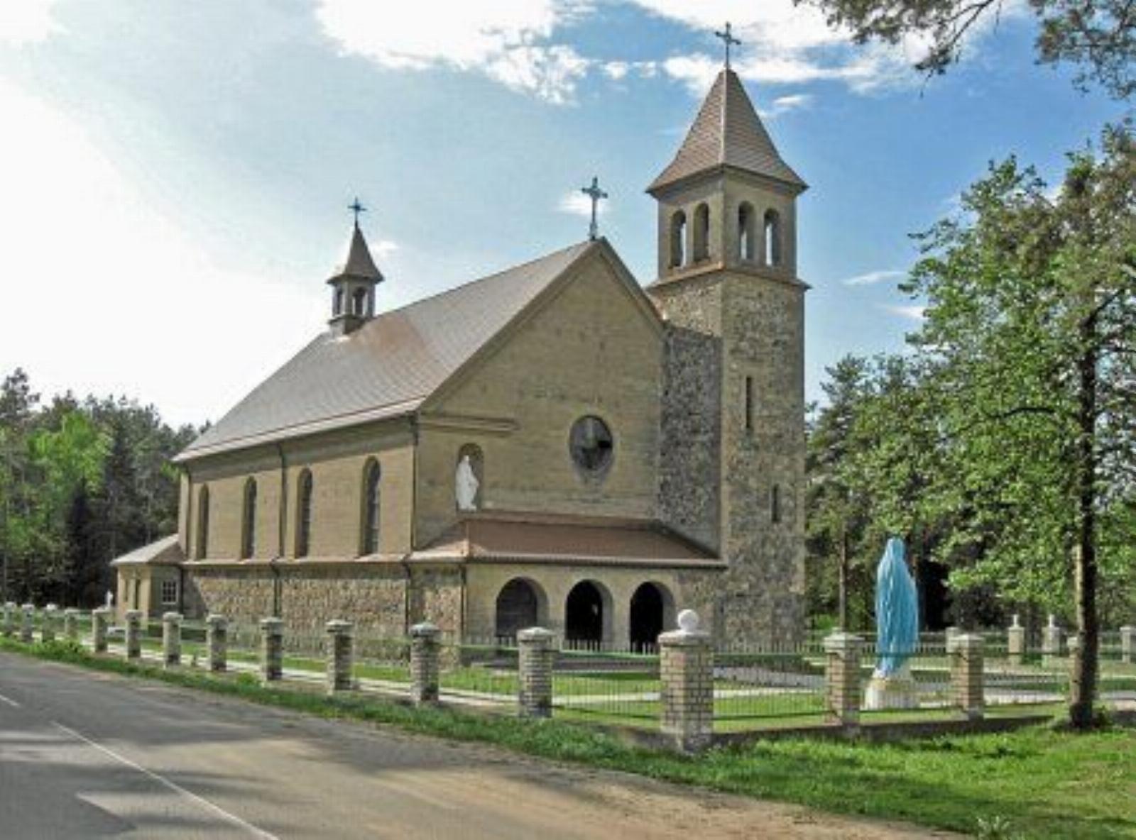 Костел Богоматери Шкаплерной Костел Богоматери Шкаплерной