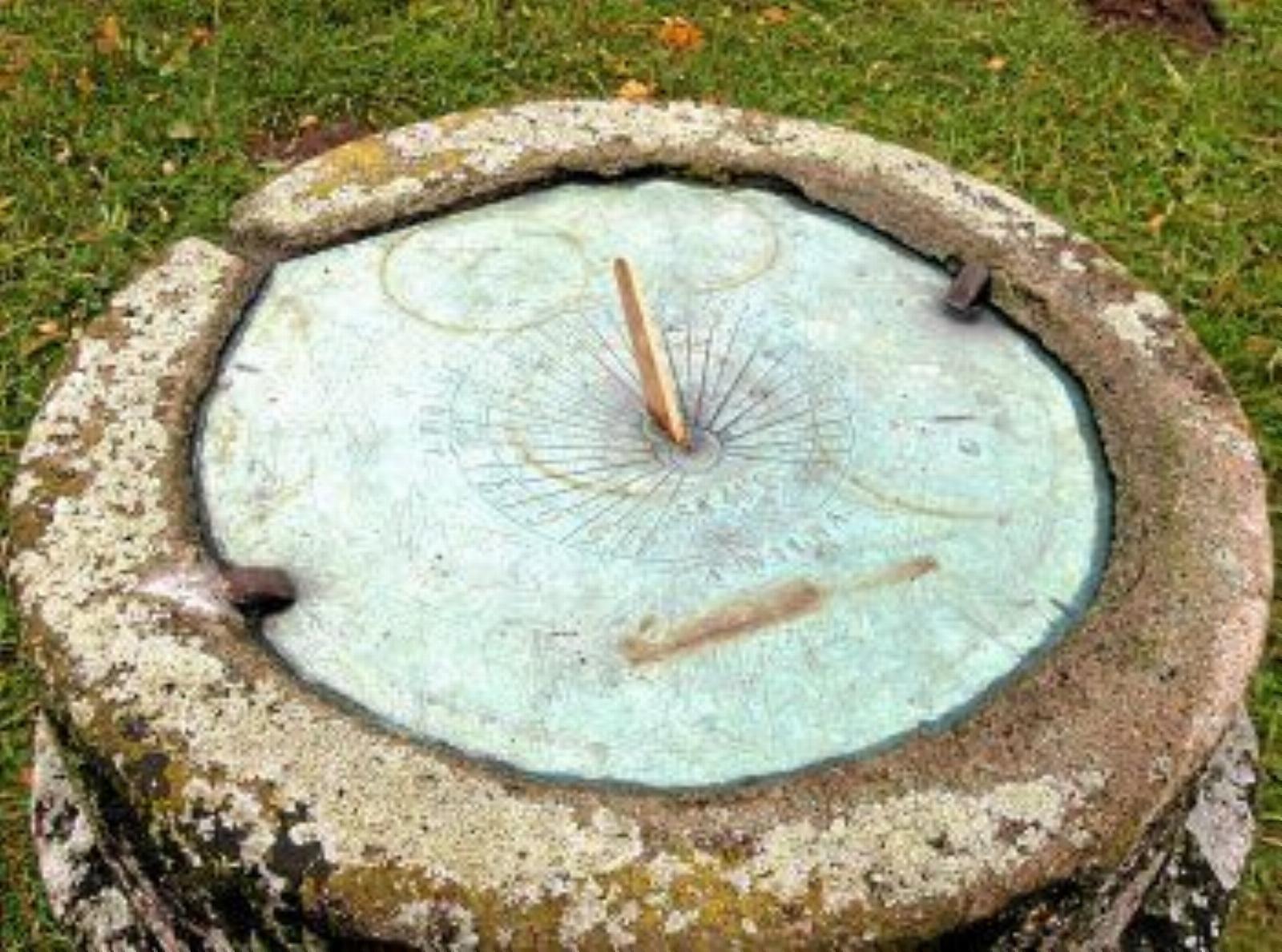 Солнечные часы Солнечные часы