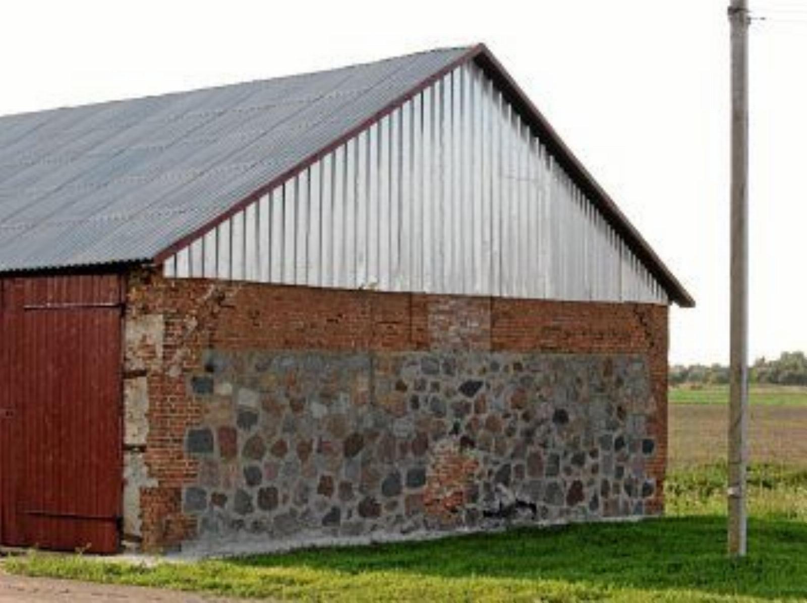 Хозпостройка /сохр. частично/ Хозпостройка /сохр. частично/