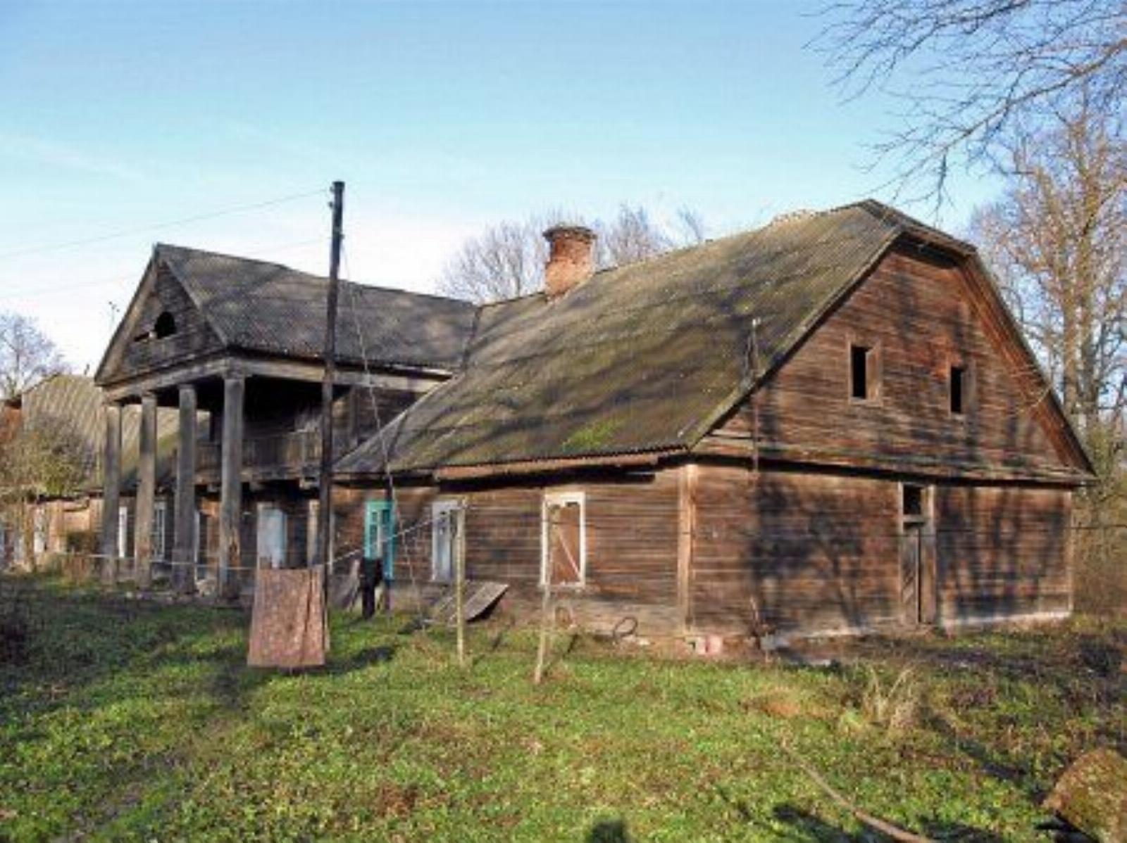 Усадебный дом (дерев.) Усадебный дом (дерев.)