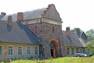 Казарма правая