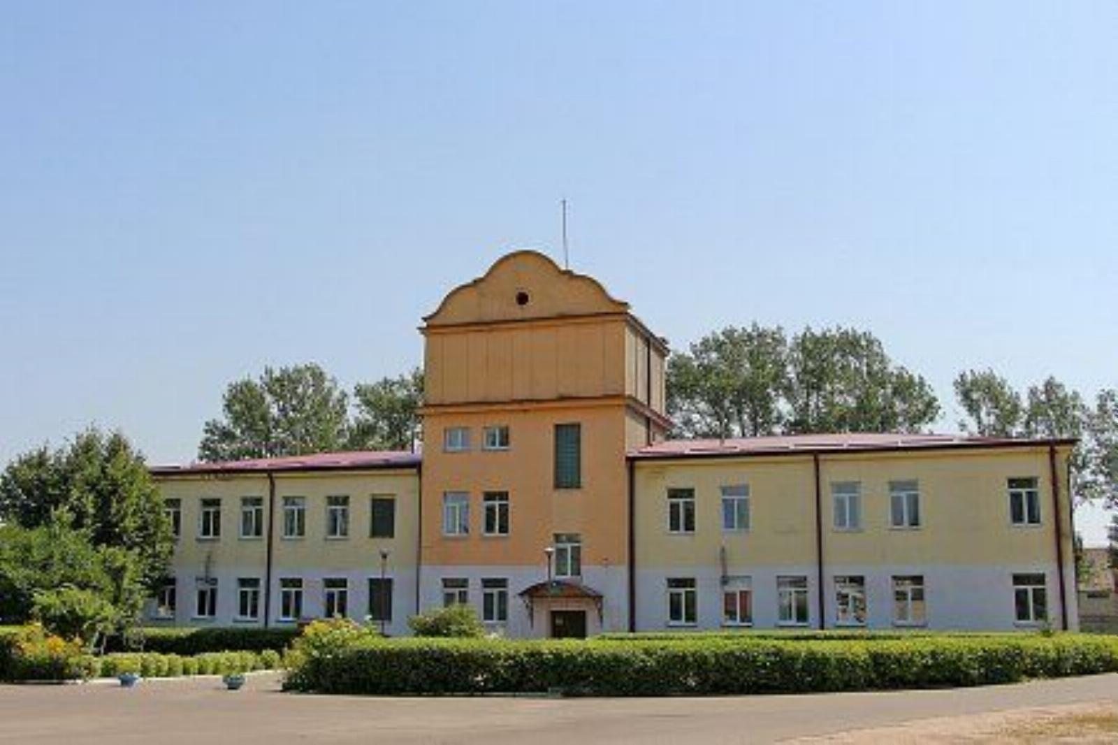 Казарма центральная Казарма центральная