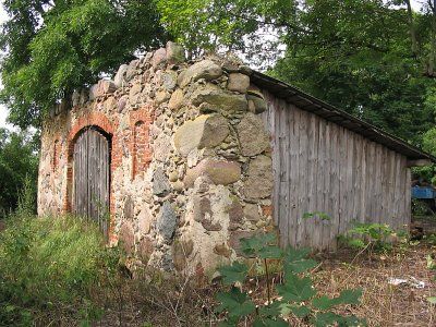 Хозпостройка (руины)