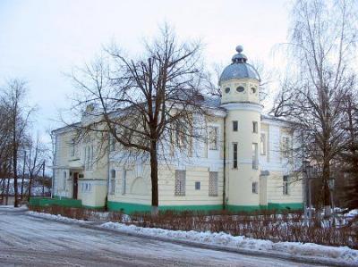 Усадебный дом