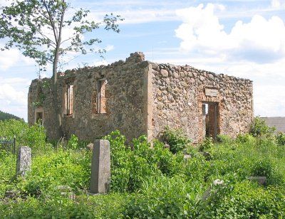 Церковь Крестовоздвиженская (руины)