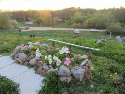 Могила св. Контуся