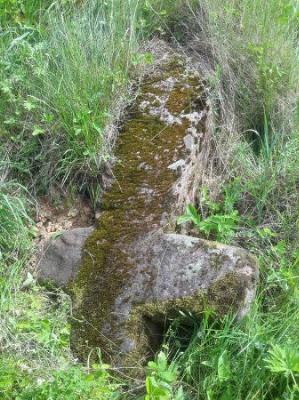 Каменный крест