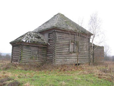 Церковь (дерев.; руины)