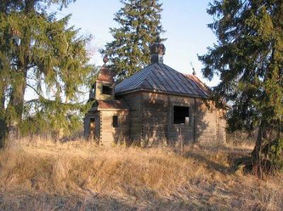 Церковь (дерев.)