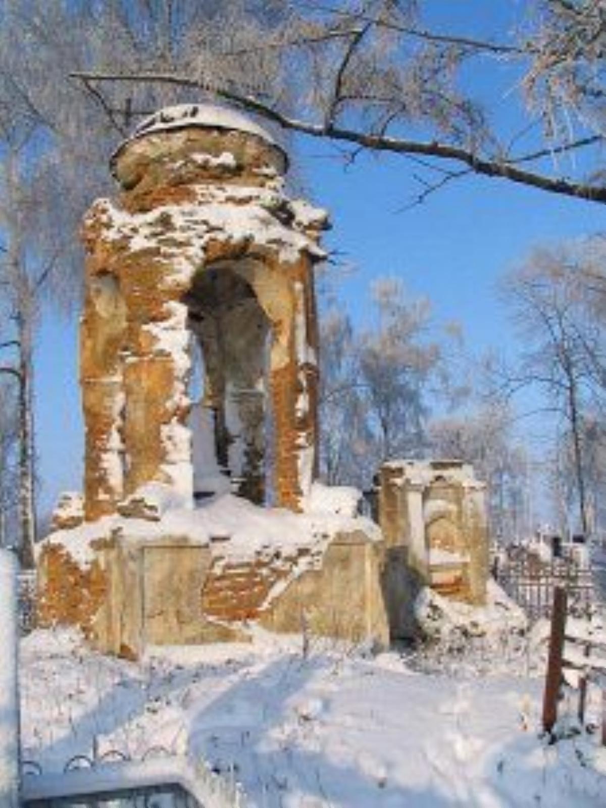 Часовня-надмогилье Д. Рейтана (руины) Часовня-надмогилье Д. Рейтана (руины)