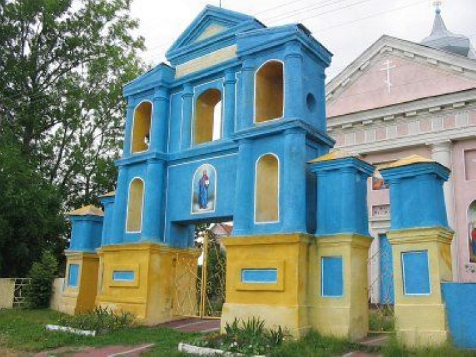 Брама-колокольня Брама-колокольня