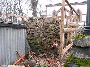 Склеп-усыпальница (руины)