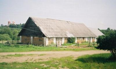 Конюшня (дерев.)