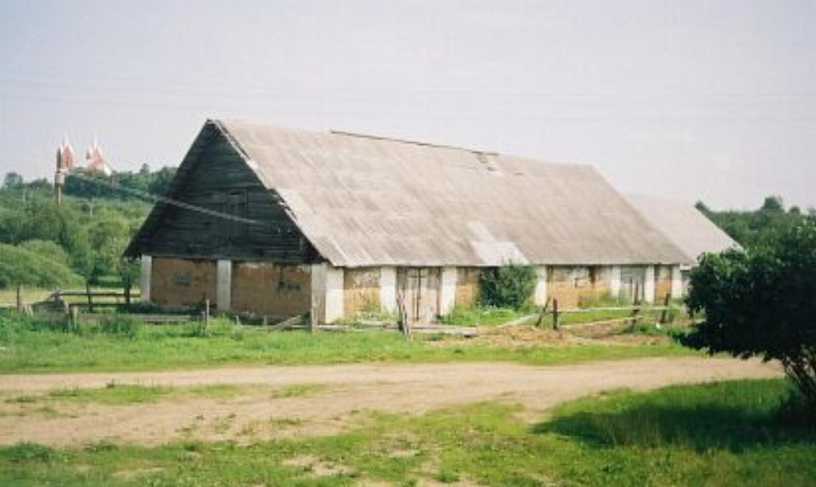 Конюшня (дерев.) Конюшня (дерев.)