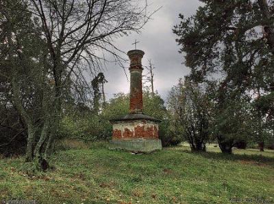 Мемориальная колонна