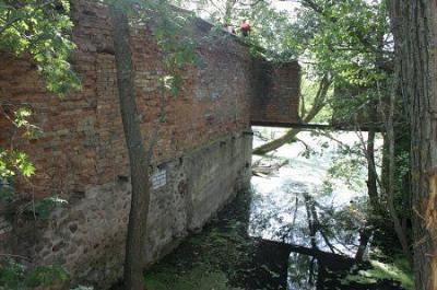 Водяная мельница (руины)