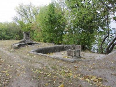 Фонтан (руины)