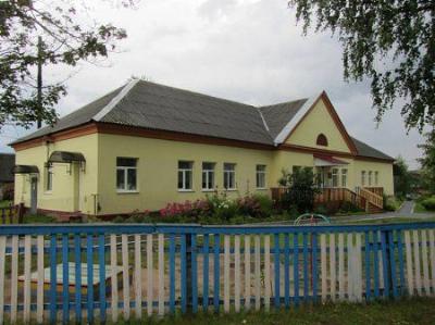 Железнодорожные служебные постройки