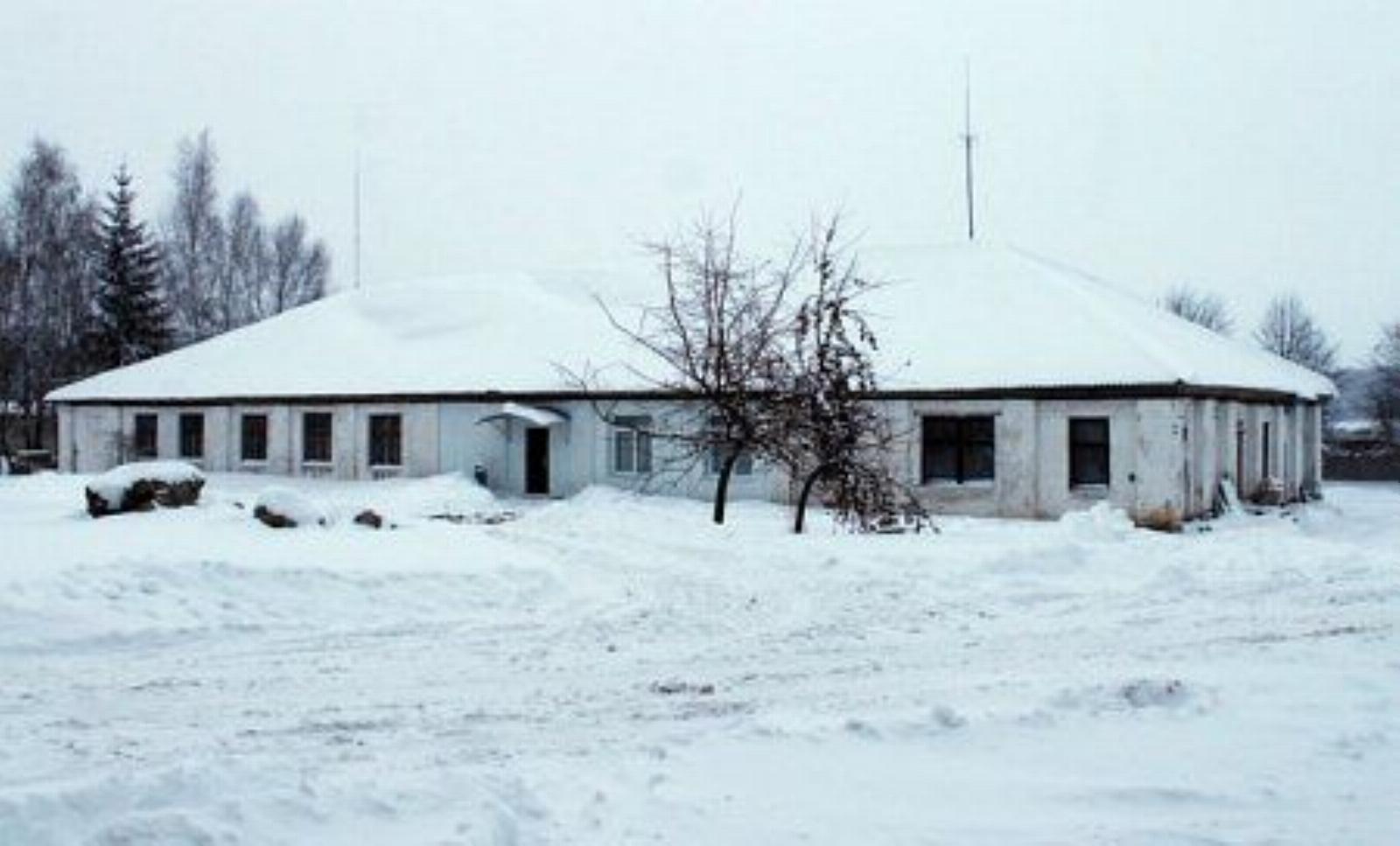 Конюшня Конюшня