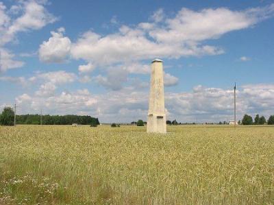 Мемориальный обелиск (?)