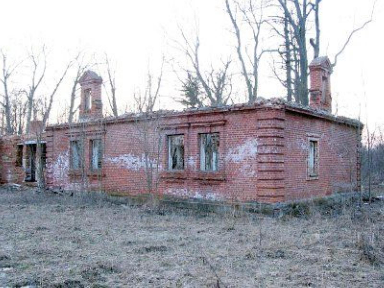 Усадебный дом /сохр. частично/ Усадебный дом /сохр. частично/