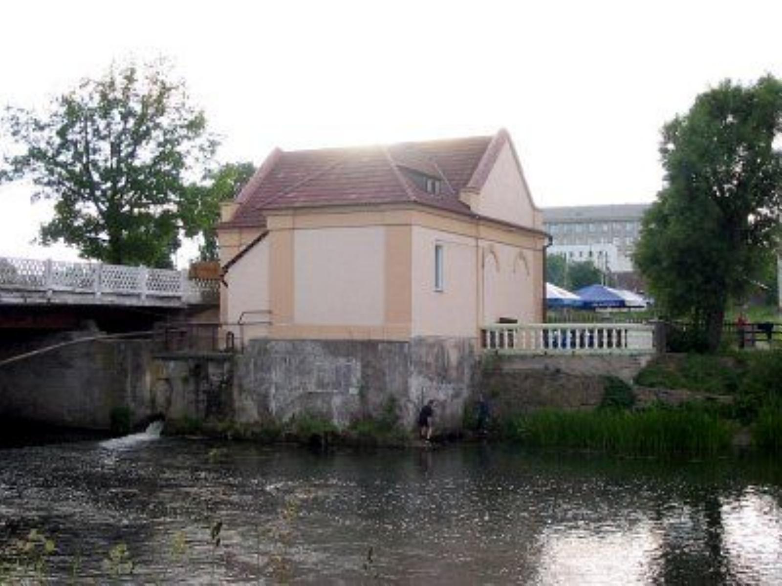 Электростанция Электростанция