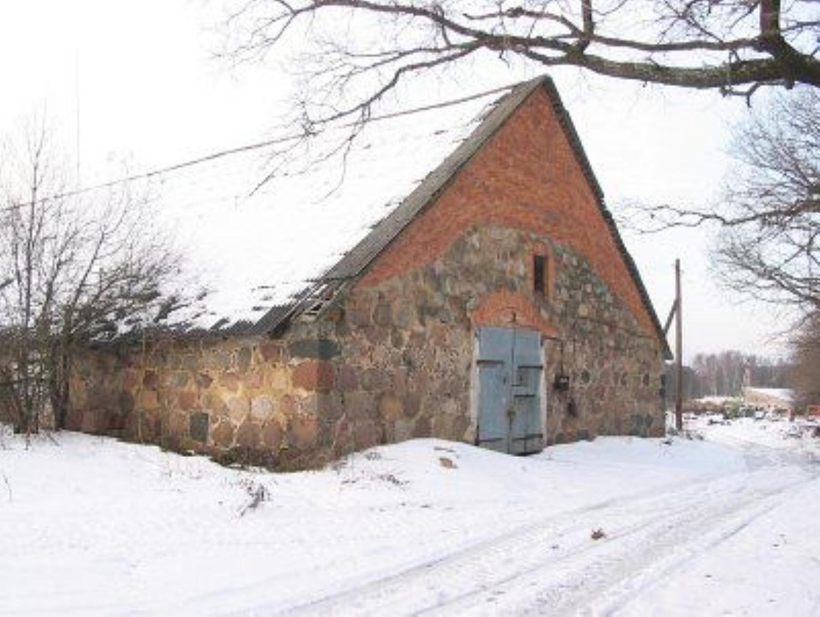 Конюшня Конюшня