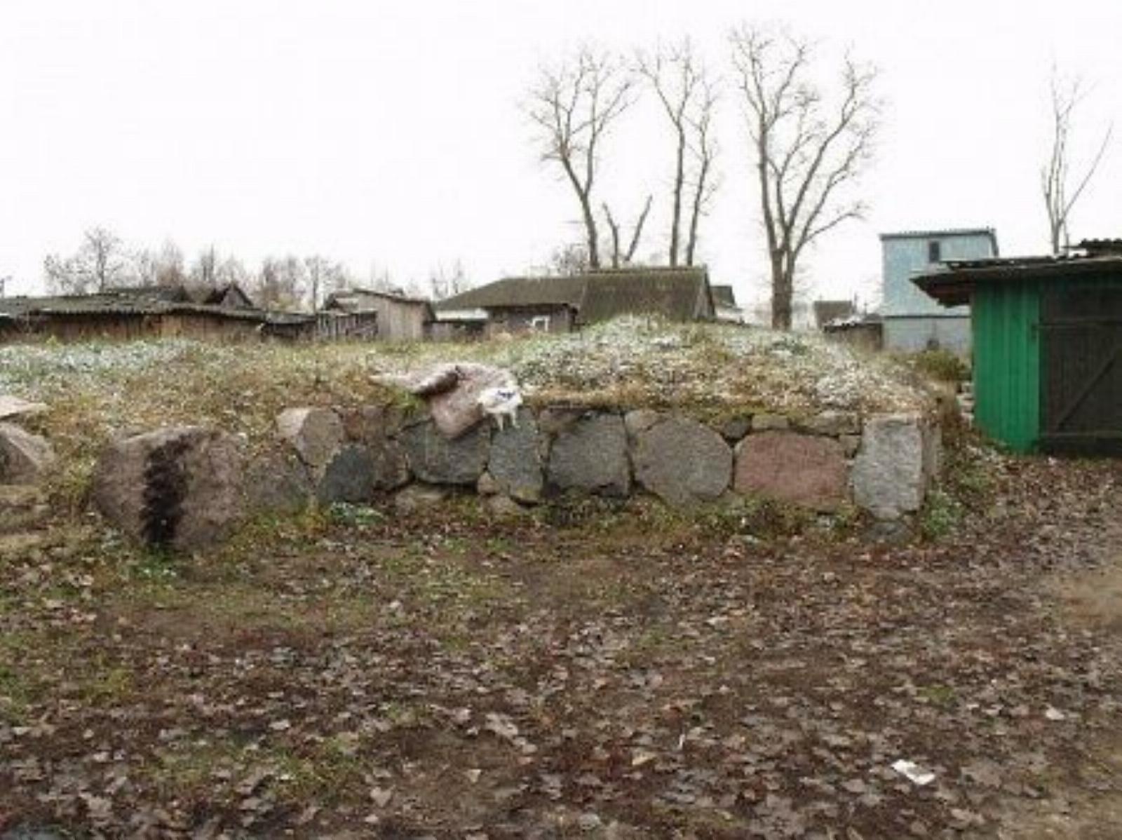 Костел /сохр. фундамент/ Костел /сохр. фундамент/