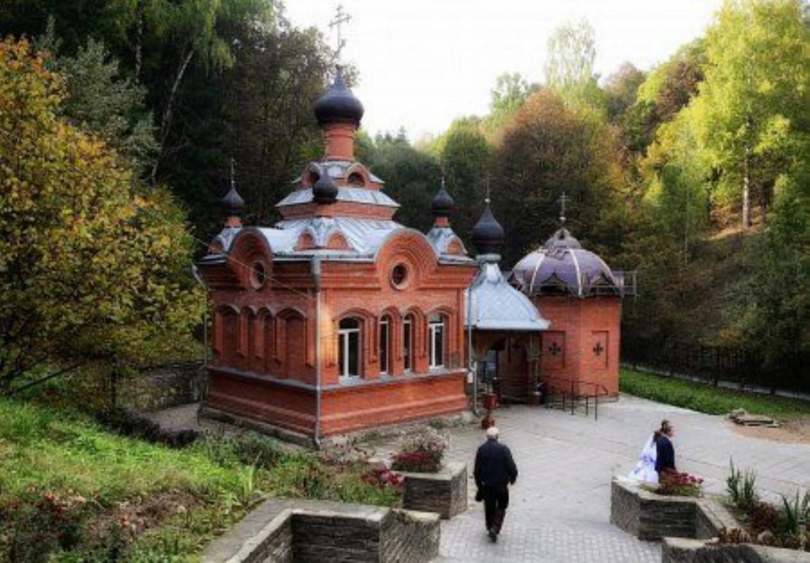 Часовня правосл. св. Параскевы Пятницы Часовня правосл. св. Параскевы Пятницы