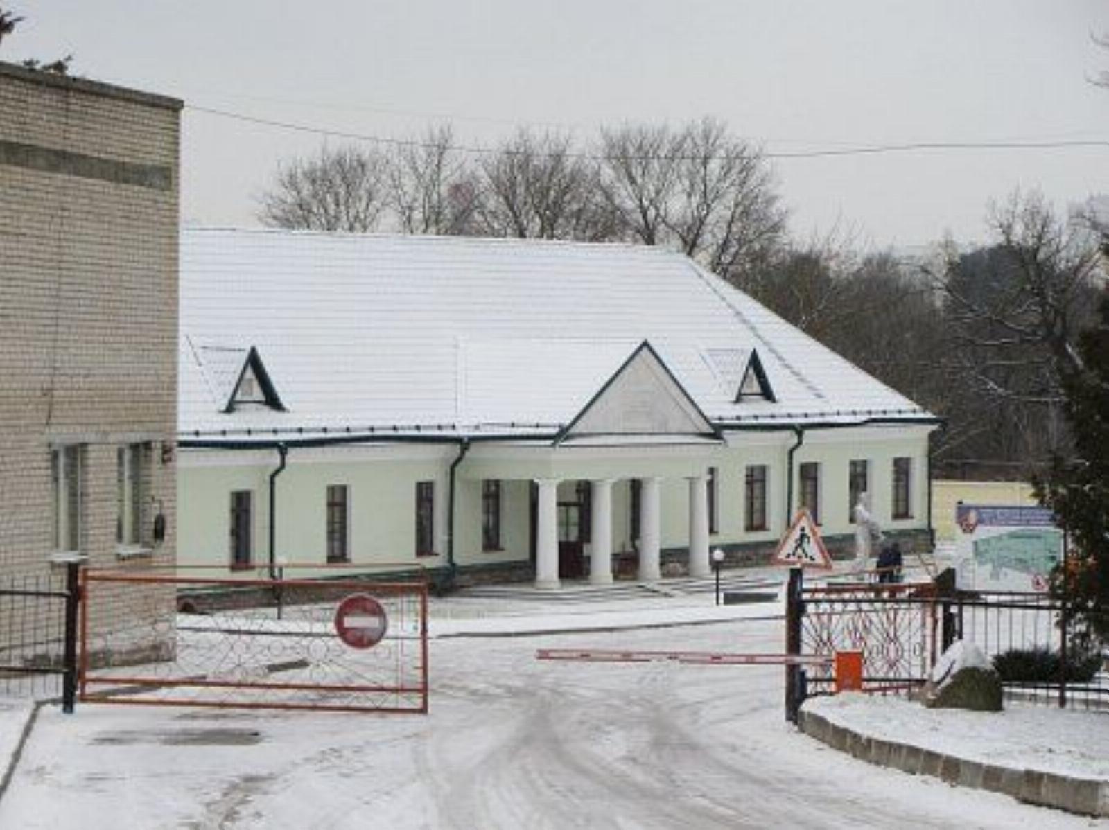 Конюшня (?) Конюшня (?)