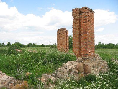 Хозпостройка (руины)