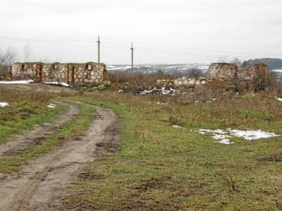 Хозпостройка (руины)