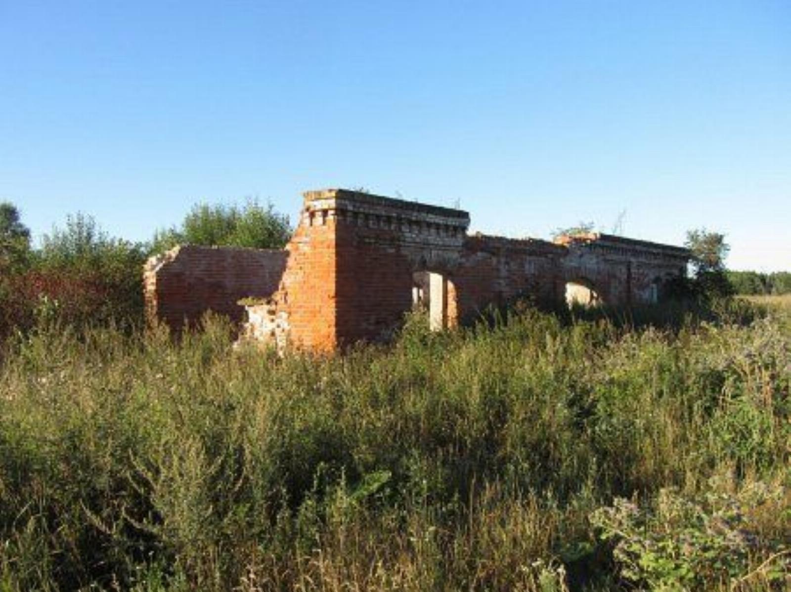 Хозпостройки (руины) Хозпостройки (руины)