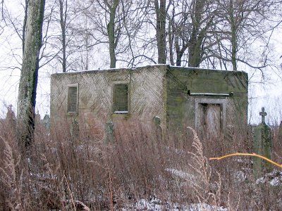 Часовня католич. (дерев.; руины)