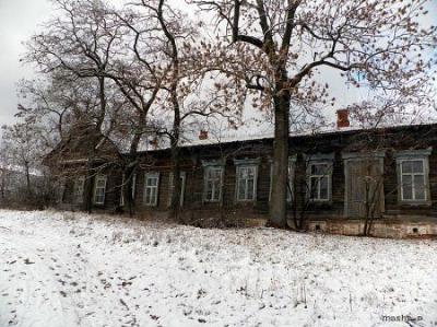 Школа (?) (дерев.)