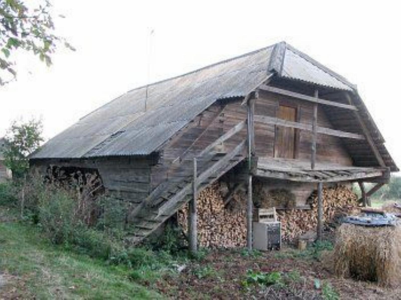 Амбар (дерев.) Амбар (дерев.)